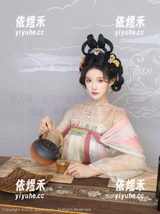 秀人网 - 图册中的安然maleah：她的办公室，竟然暗藏这么多小确幸