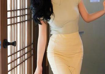 秀人网 - 海滩、沙子，还有小肉肉咪的写真，分享一份海风味的轻松感