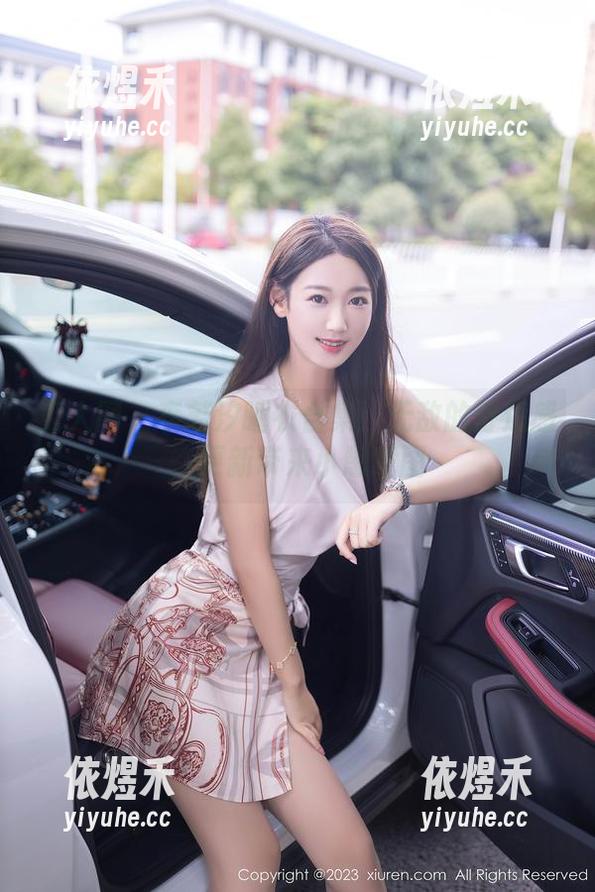 秀人网 - 李若汐睡衣合集：无敌的舒适感，更新带来小憩意图