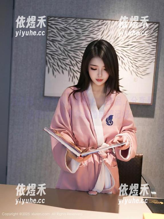 秀人网-谢小蒽 秀人网 - 种草谢小蒽的白色作品,分享是必须的,先把分享的链接记好。