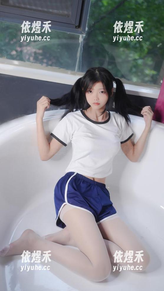 紧急企划 - 龙崎聆音的学姐图集，免费和精致的完美结合，小心大脑负荷