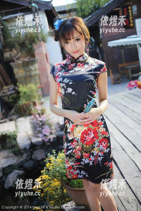 美媛馆 - 高清下载唐琪儿运动图，别担心我有保鲜膜包着每种幽默感！