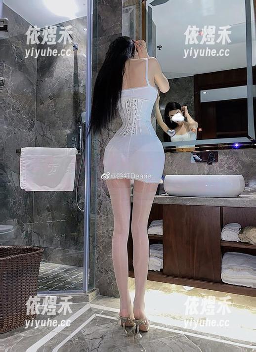 微密圈 - 脱丝的模样，脸红Dearie的原图恰巧成为了我心中小剧场的一部分！