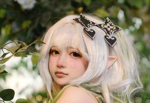 莱可Raika校服，高清资源，谁不想当个书呆子呢？