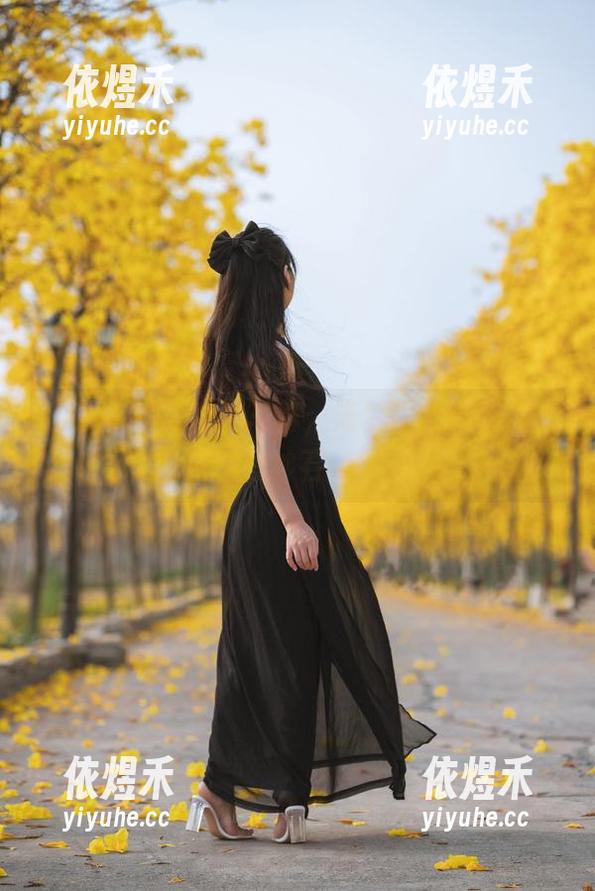萌芽儿o0的在线写真，海梦里无意穿越了沙石
