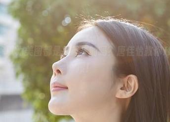 蜜桃社 - 你以为美图都是拼起来的吗？唐佳怡教你JK资源怎么搜！