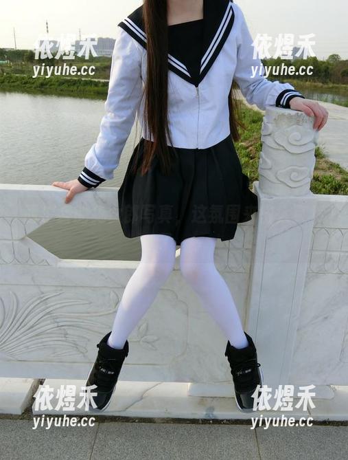 西尔酱的兔女郎写真，这氛围来得太突然了。