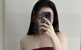 微密圈 - 黑色吊袜再现，铁锤姐姐的每张图片都太惊艳！