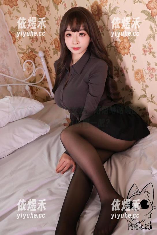 陌陌咕咕咕 高清作品集里有个女友,陌陌咕咕咕的,谁说不可以瞄一眼?
