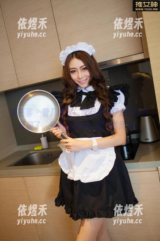 青豆客 - 曾几何时，我都被赵伊彤的美脚征服了，原图和图册让我满载而归！