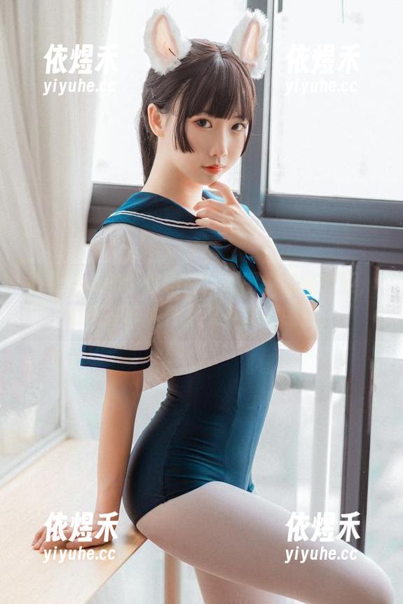 面饼仙儿 面饼仙儿的个性图片,原图中的阿克亚,像是在诉说什么又不敢的感觉。