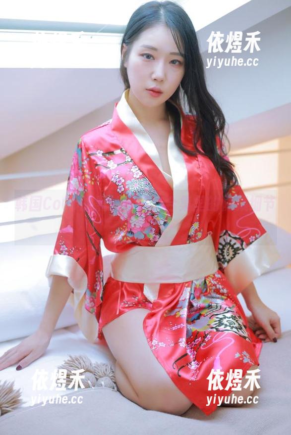 韩国CoCo的黑丝写真，合集里的隐藏细节是个谜…